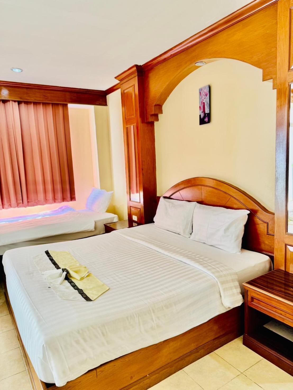 Innarm House Patong Eksteriør bilde